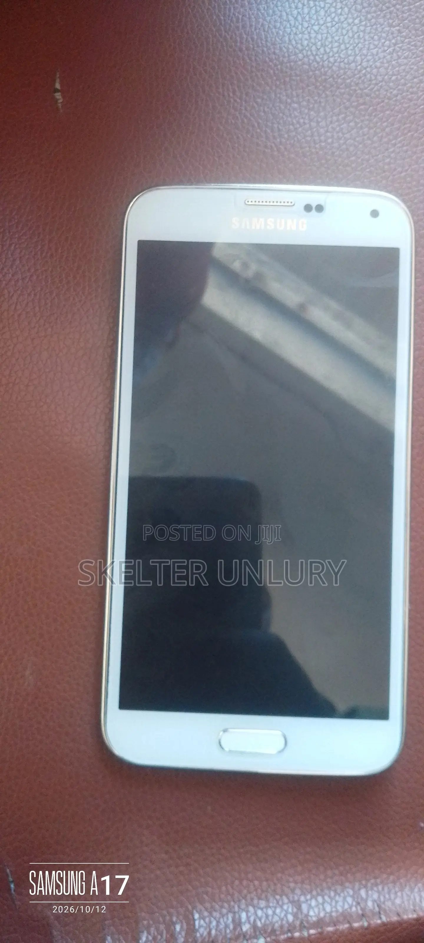 Samsung Galaxy S5 16 GB White