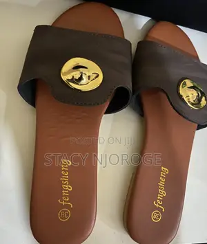 Ladies Flat Sandals