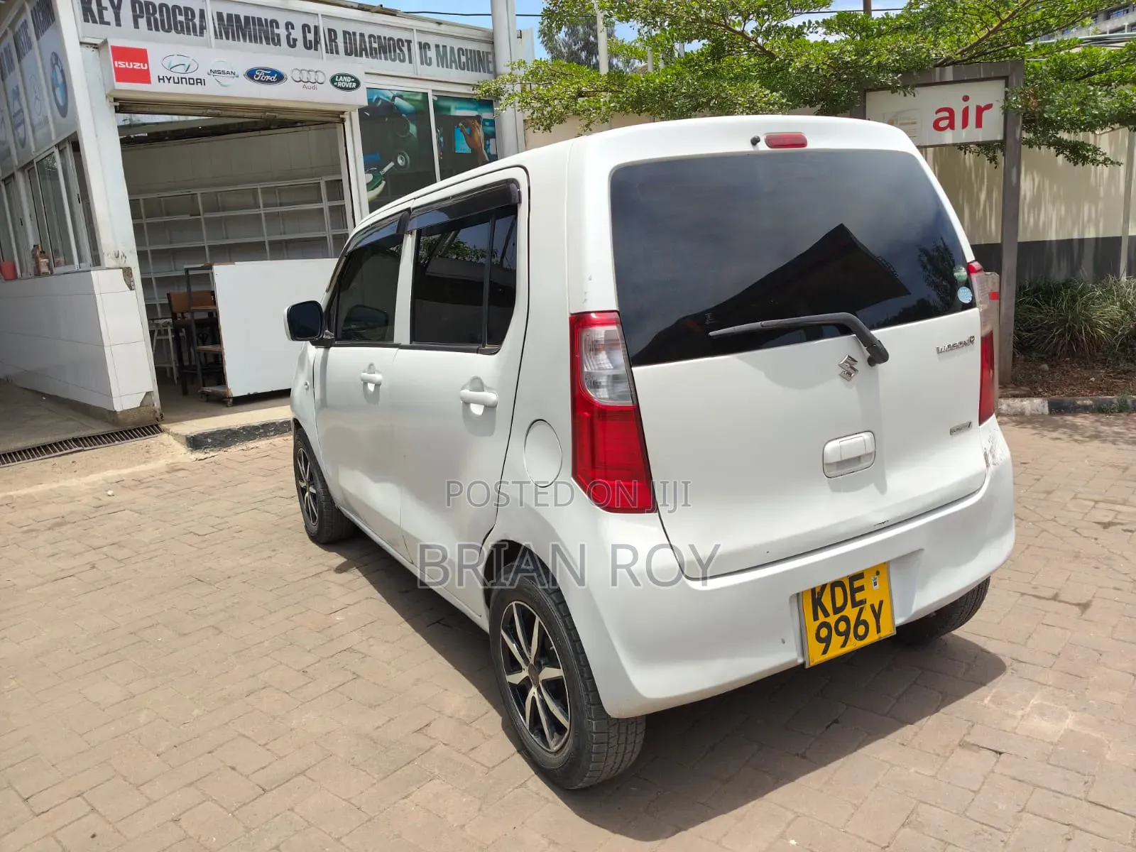 Suzuki Wagon R 660 Petrol AWD 2015 White