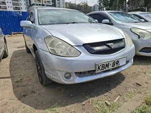 Toyota Caldina 2004 Silver