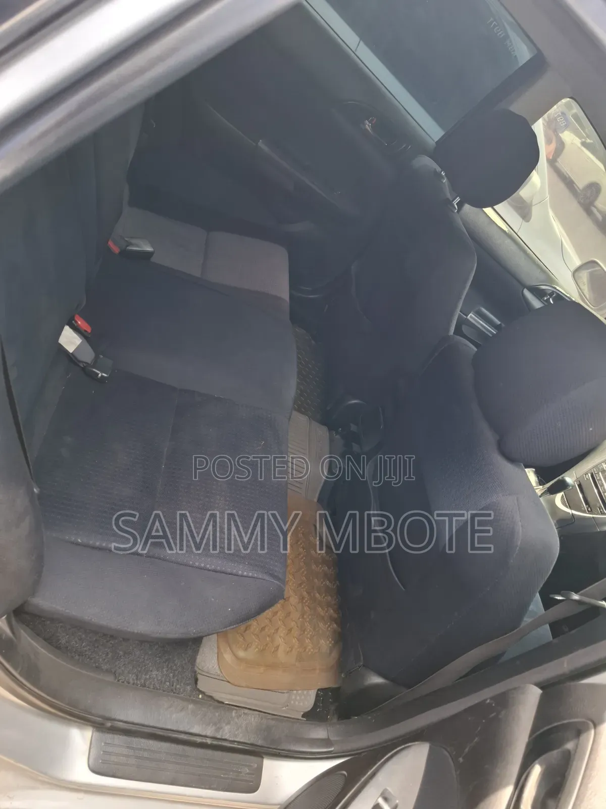 Toyota Caldina 2004 Silver