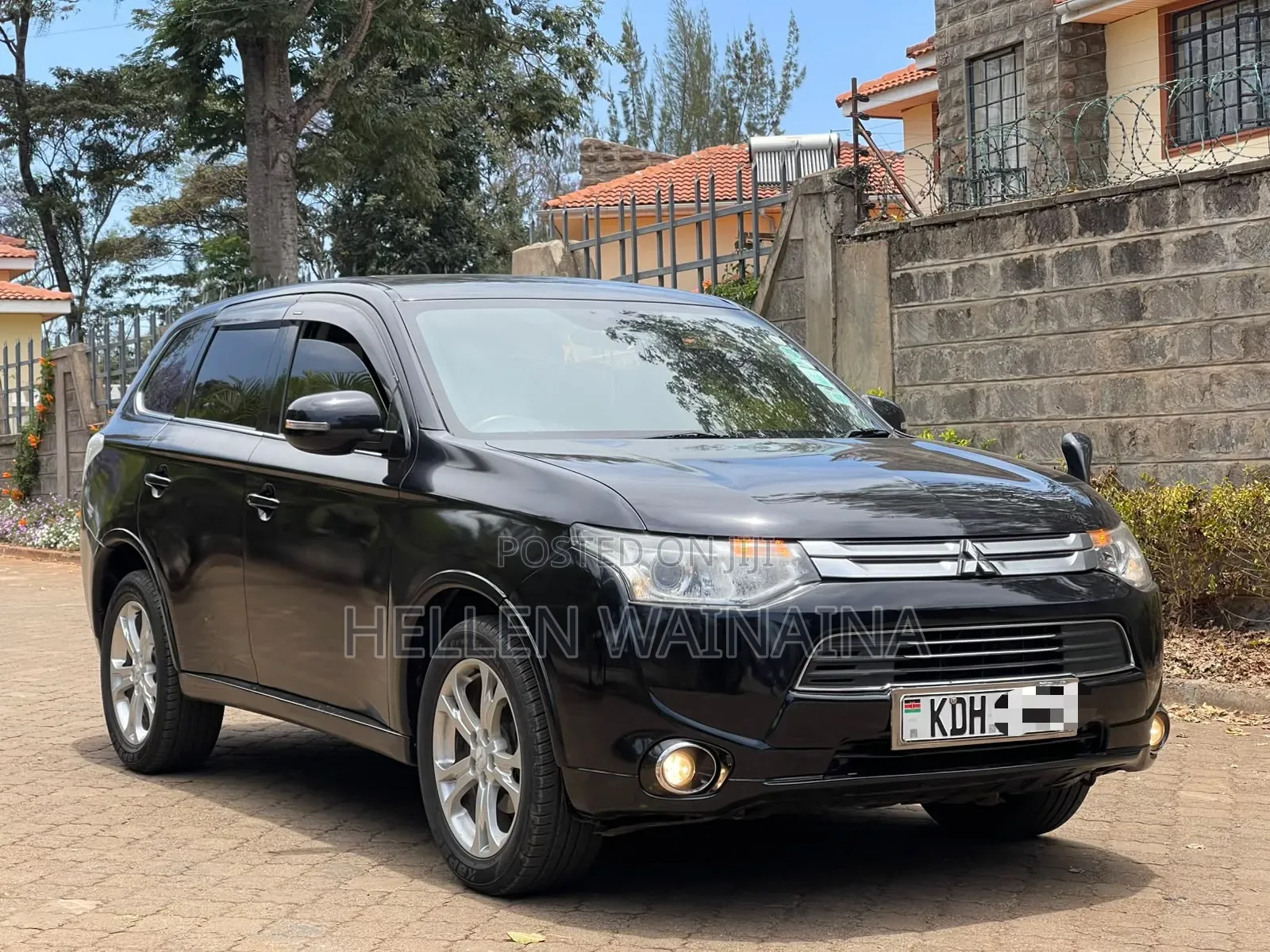 Mitsubishi Outlander 2015 Black