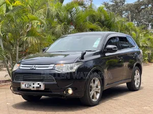 Mitsubishi Outlander 2015 Black