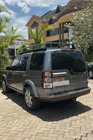 Land Rover Discovery 2010 Gray