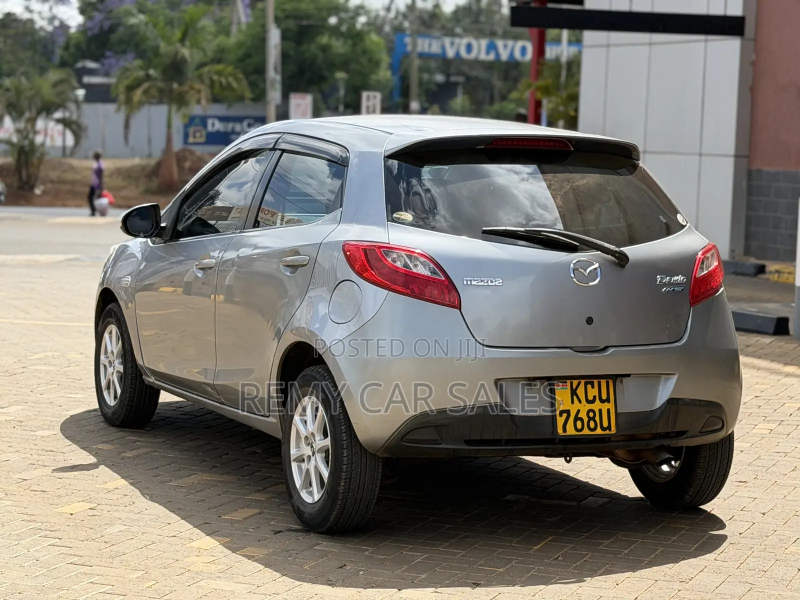 Mazda Demio 2012 Silver