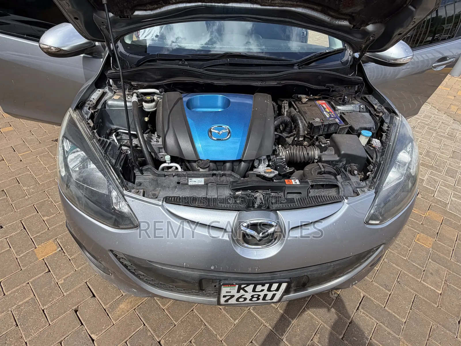 Mazda Demio 2012 Silver