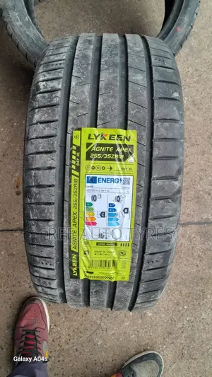255/35zr18 Lykeen Tyres