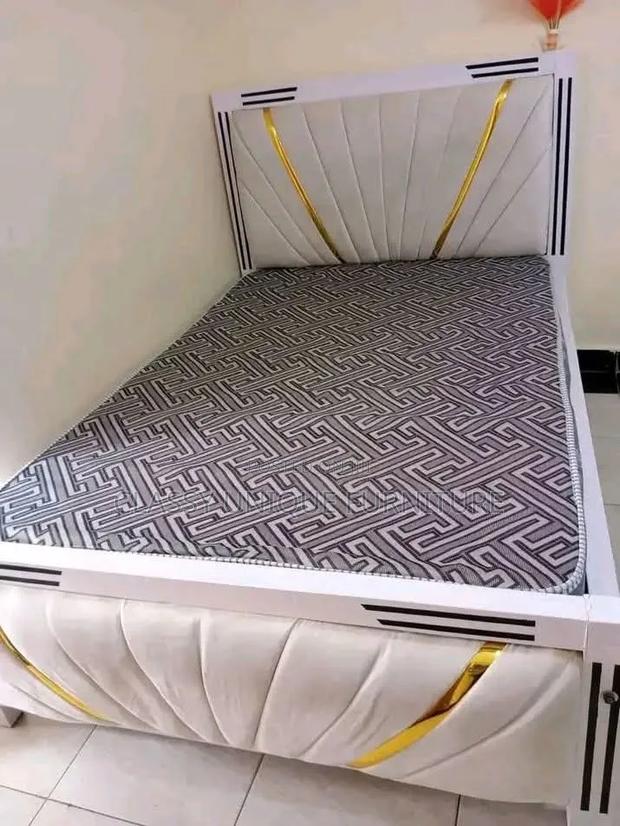 4x6 Mocket Woden Bed - thumbnail 2