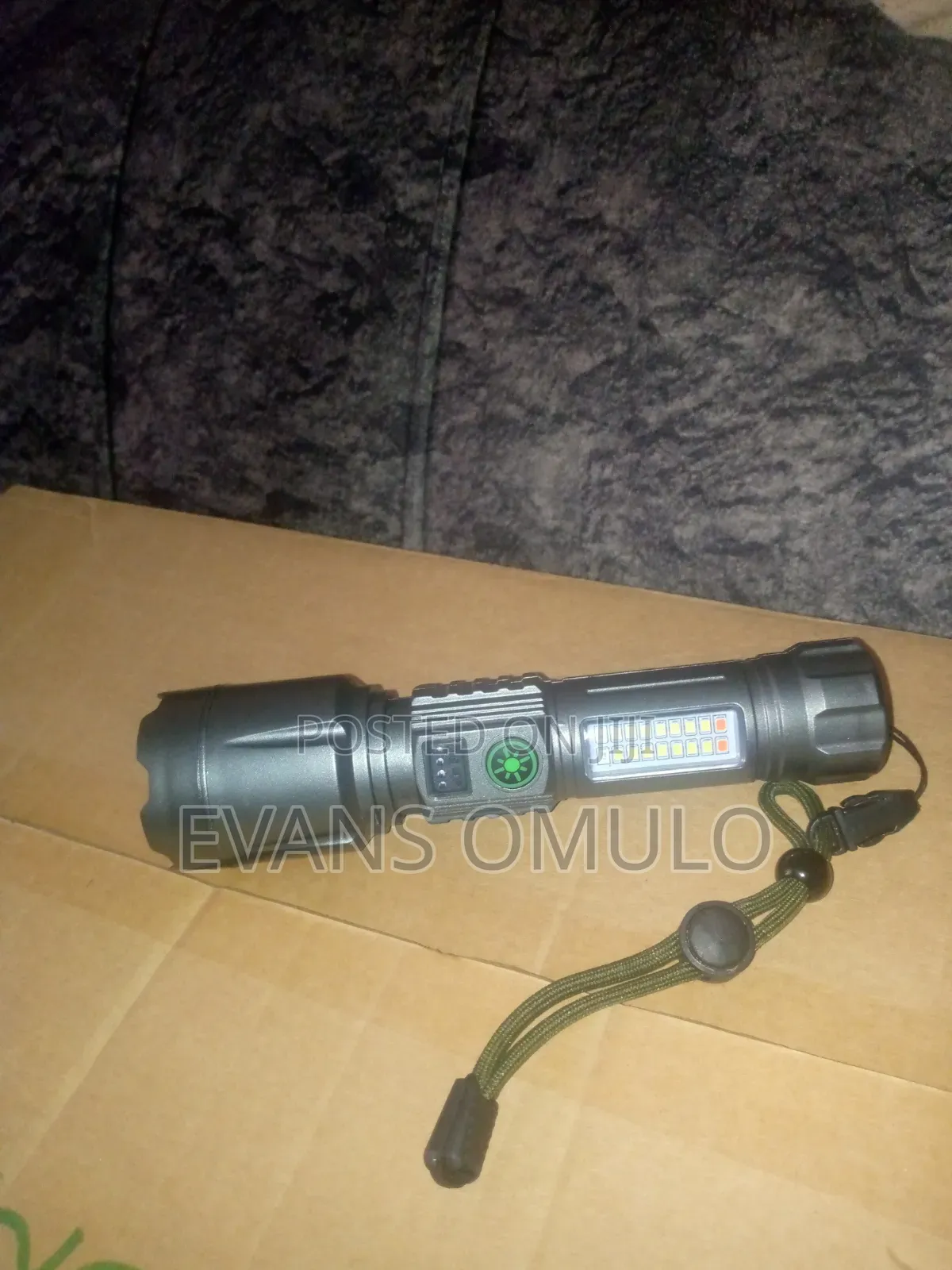 Rechargeble Zoom Torch
