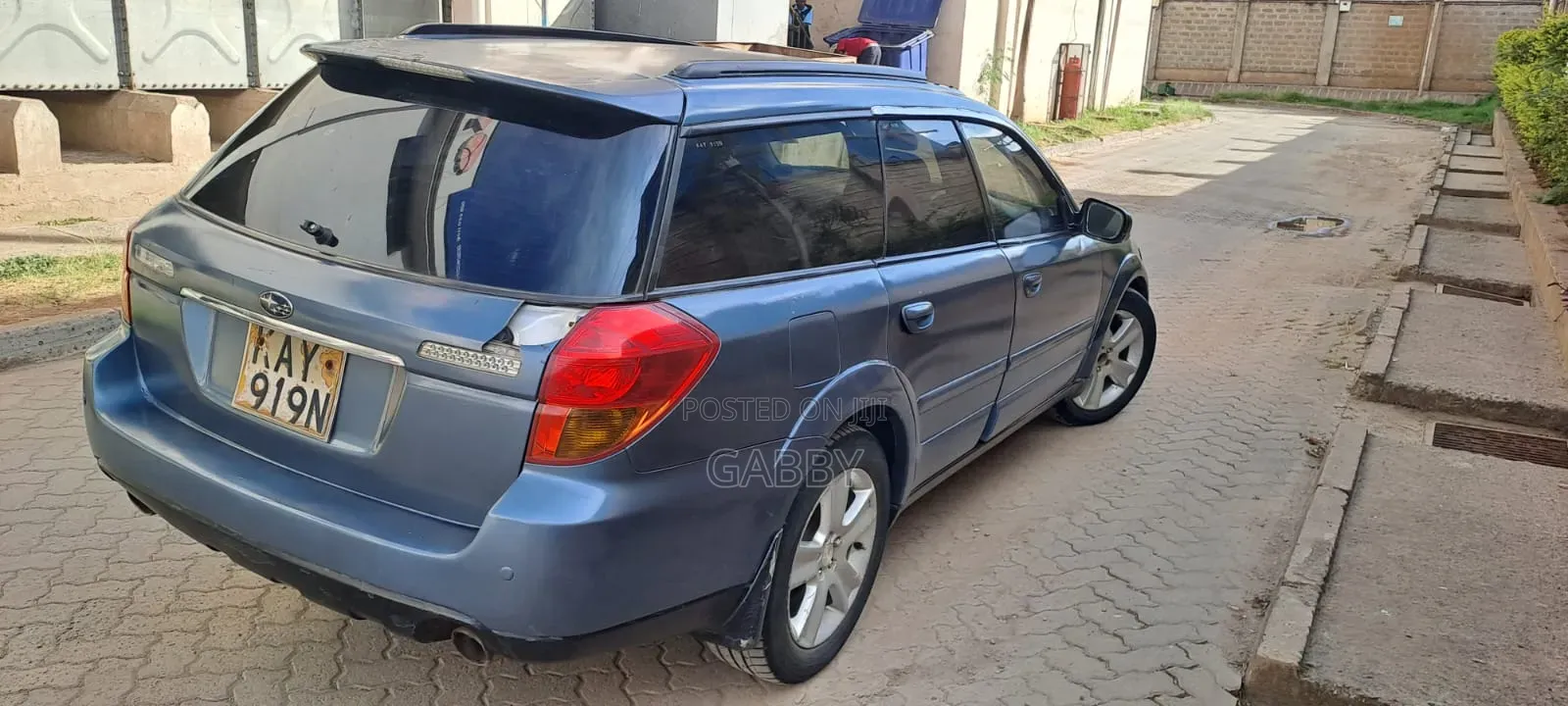 Subaru Outback Automatic 2004 Blue