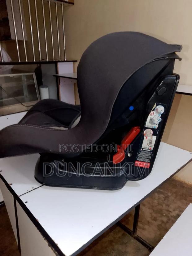 Baby Car Seat - thumbnail 2
