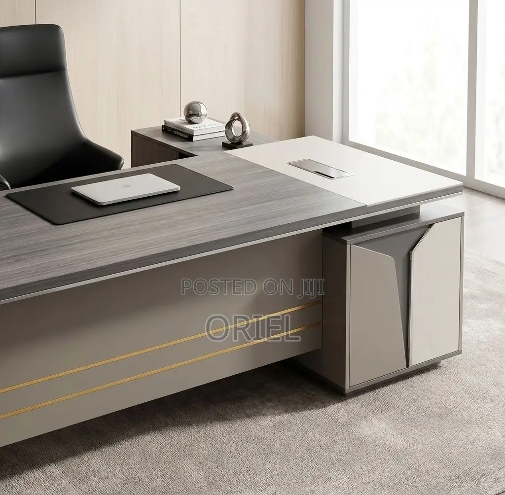 Office Desk : Director 1.6M Desk
