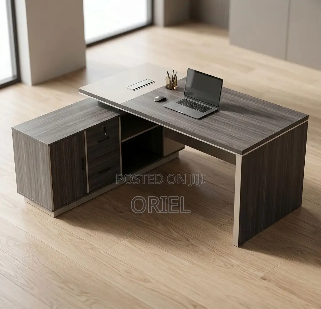 Office Desk : Director 1.6M Desk