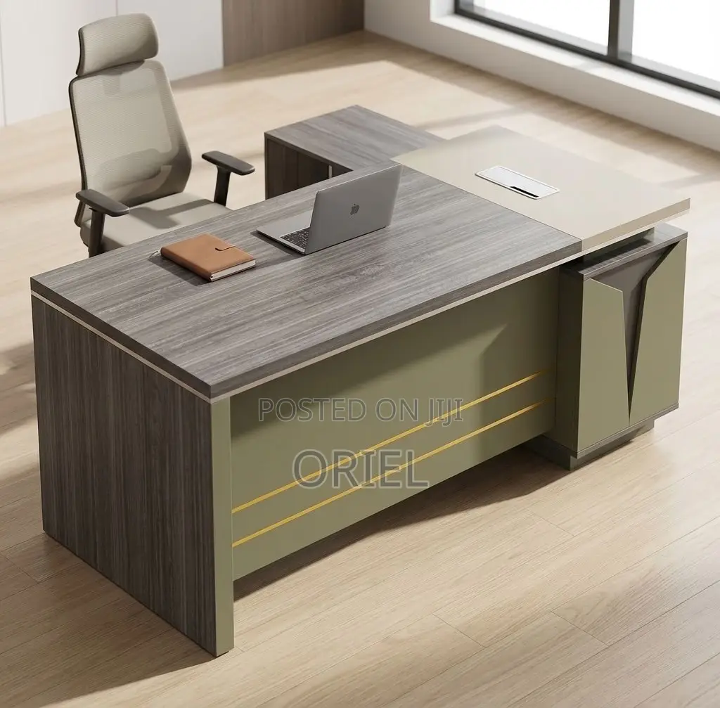 Office Desk : Director 1.6M Desk