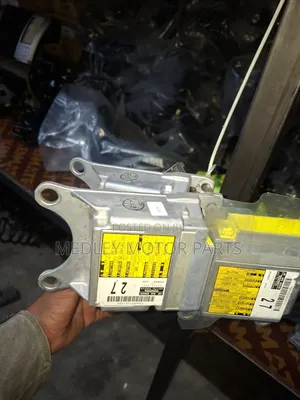 Toyota Harrier 2015 Airbag Control Unit