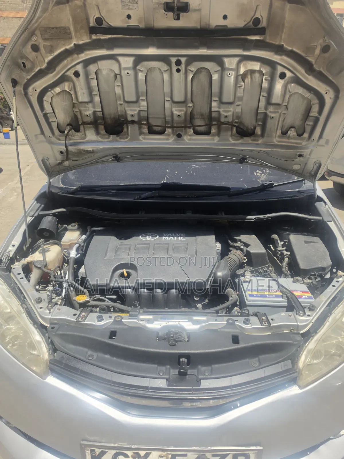 Toyota Wish 2012 Silver