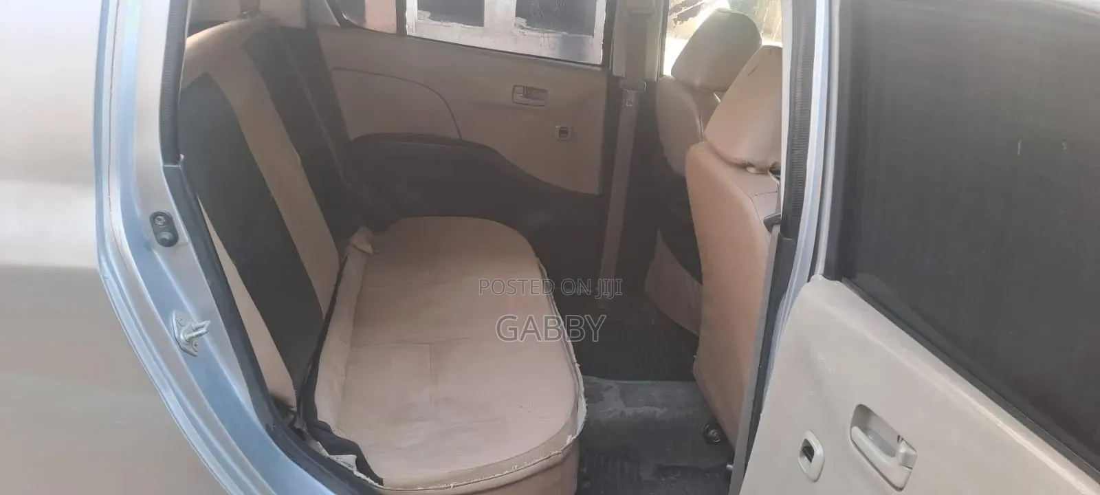 Daihatsu Mira 2011 Silver