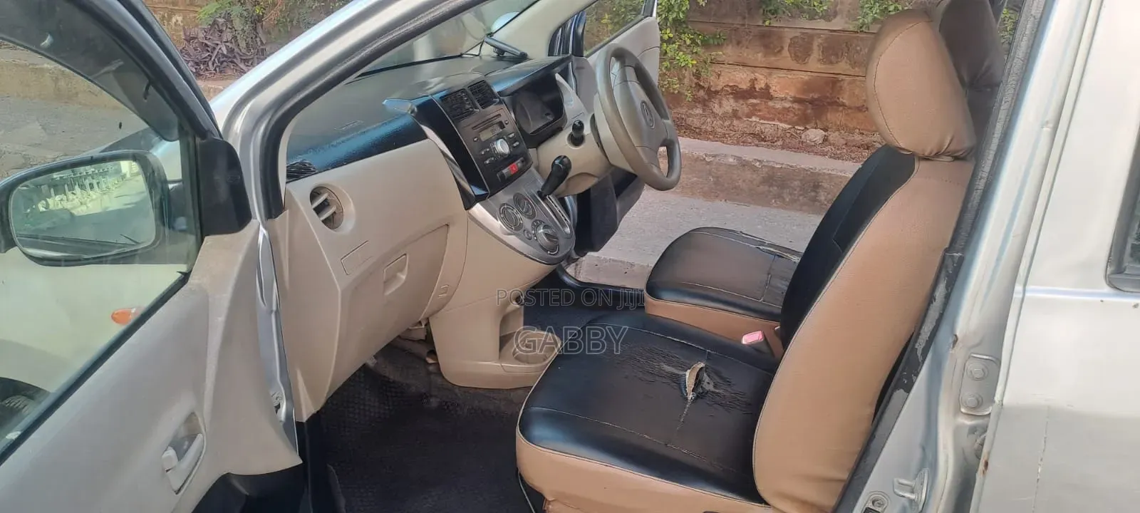 Daihatsu Mira 2011 Silver