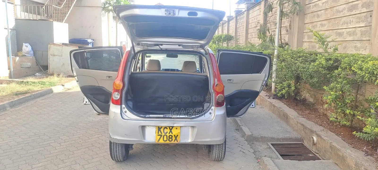 Daihatsu Mira 2011 Silver