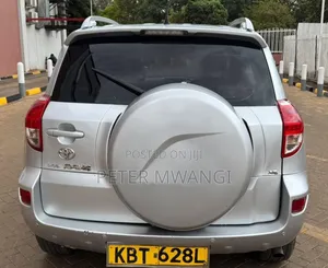 Toyota RAV4 2008 Silver