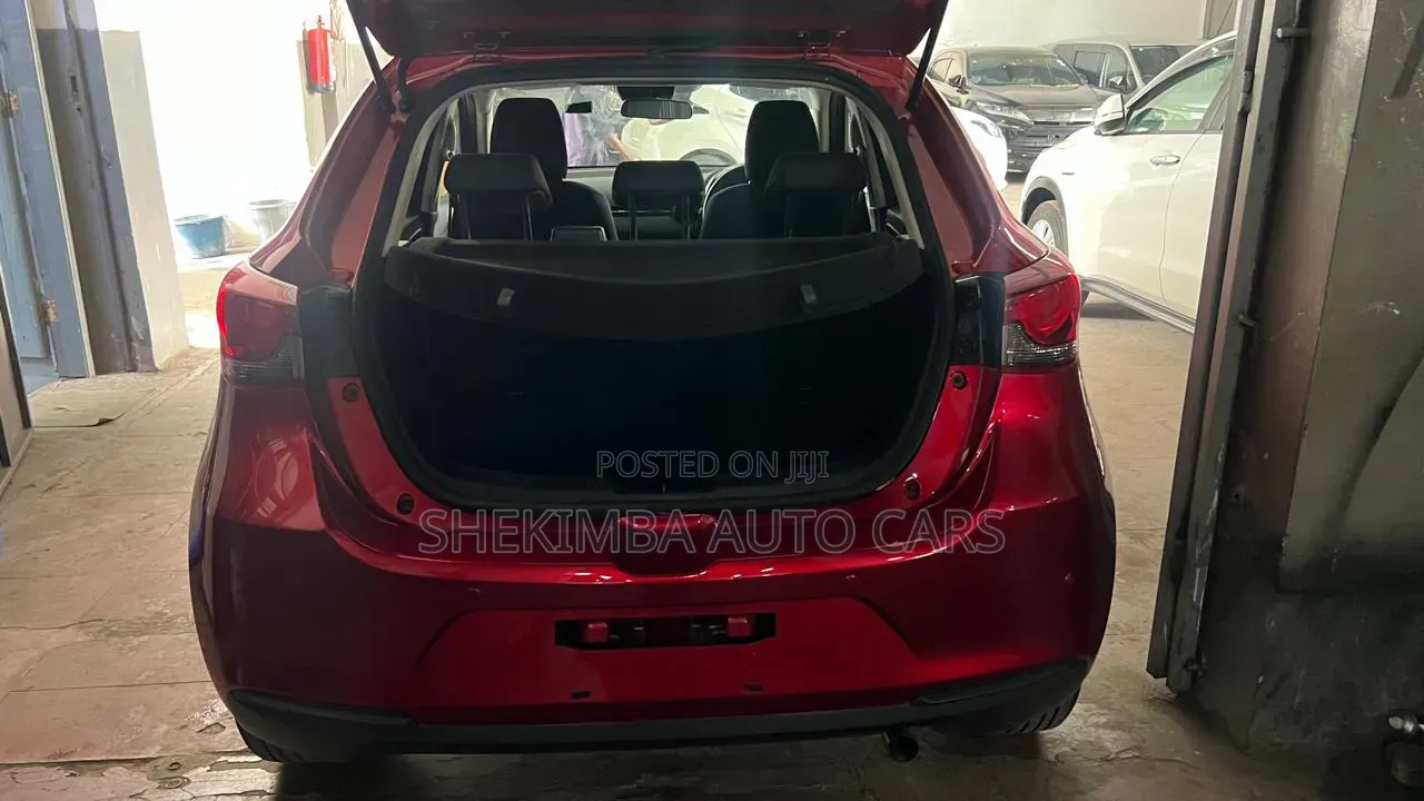 Mazda 2 2020 Red