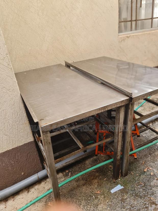 Stainless Steel Working Table - thumbnail 3