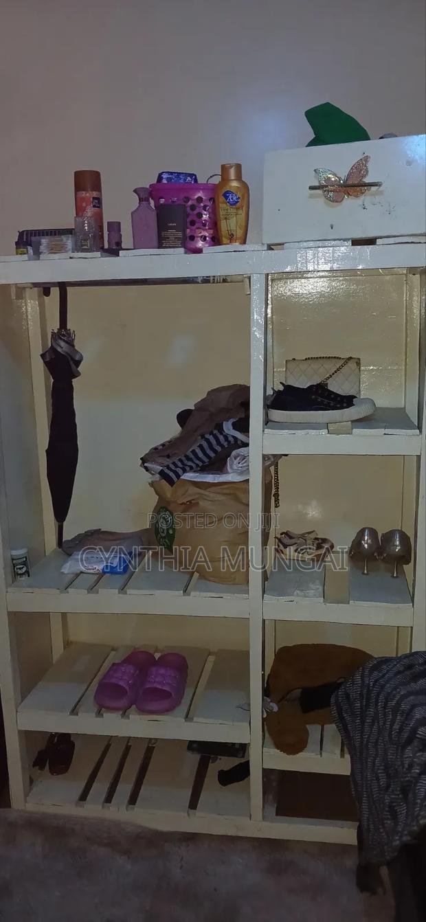 Wooden Wardrobe - thumbnail 5