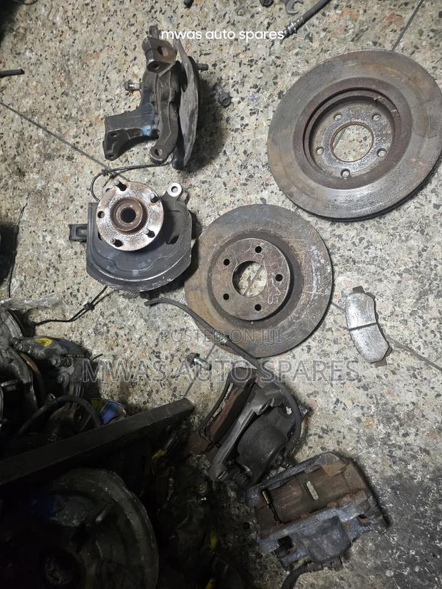 Nissan Juke Disc Plates - thumbnail 2