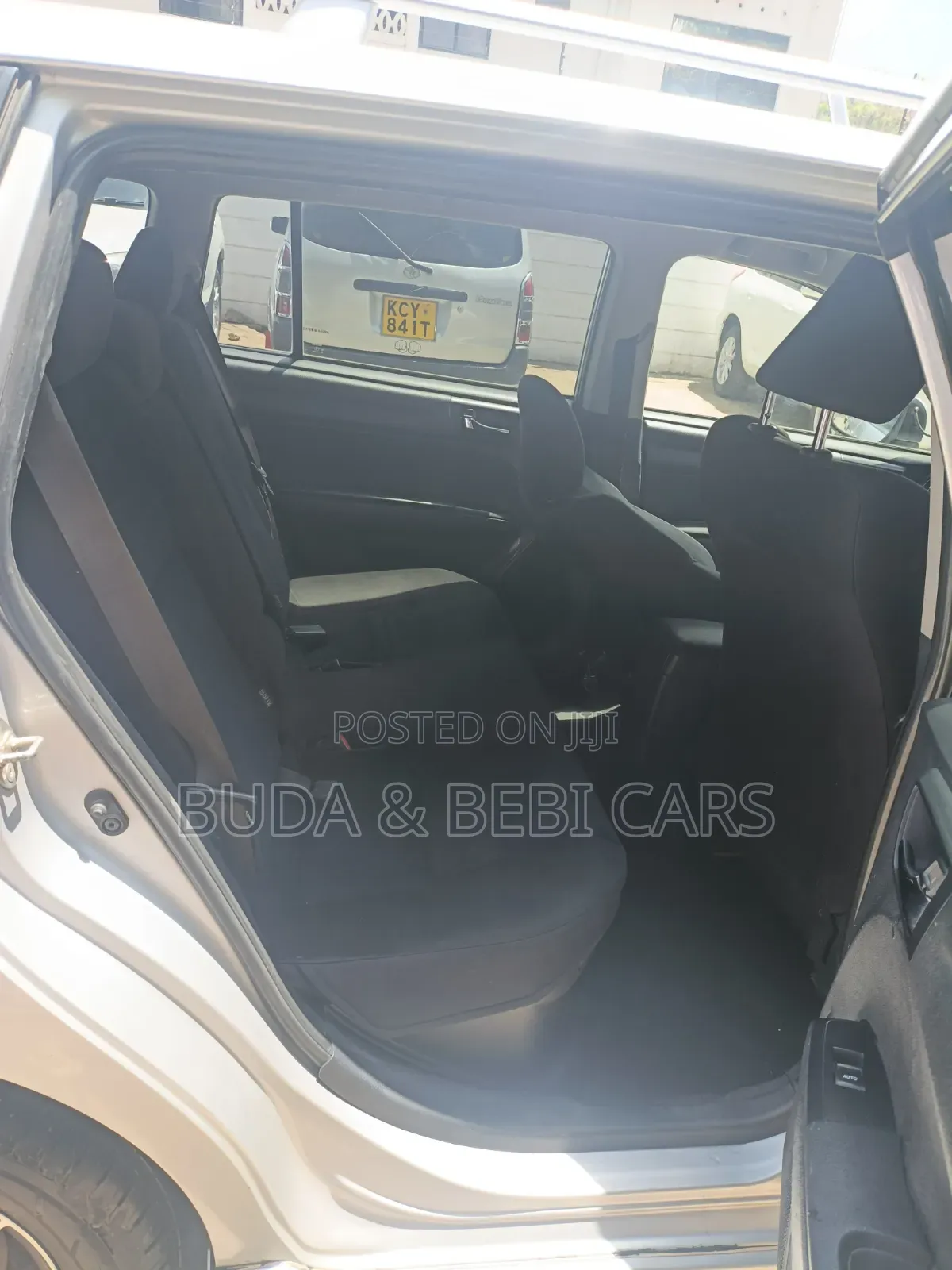 Toyota Corolla Fielder 2016 Silver