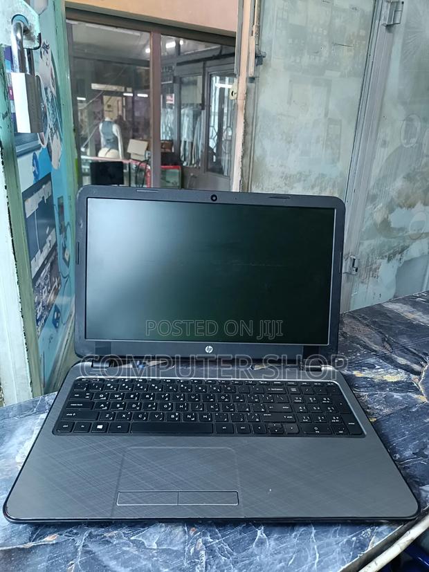 Laptop HP 15-da2933nia 4GB Intel Core i3 HDD 320GB