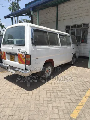 Nissan Caravan (Urvan) 2001 White