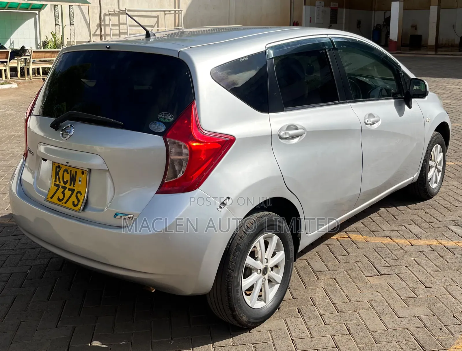 Nissan Note 2013 Silver