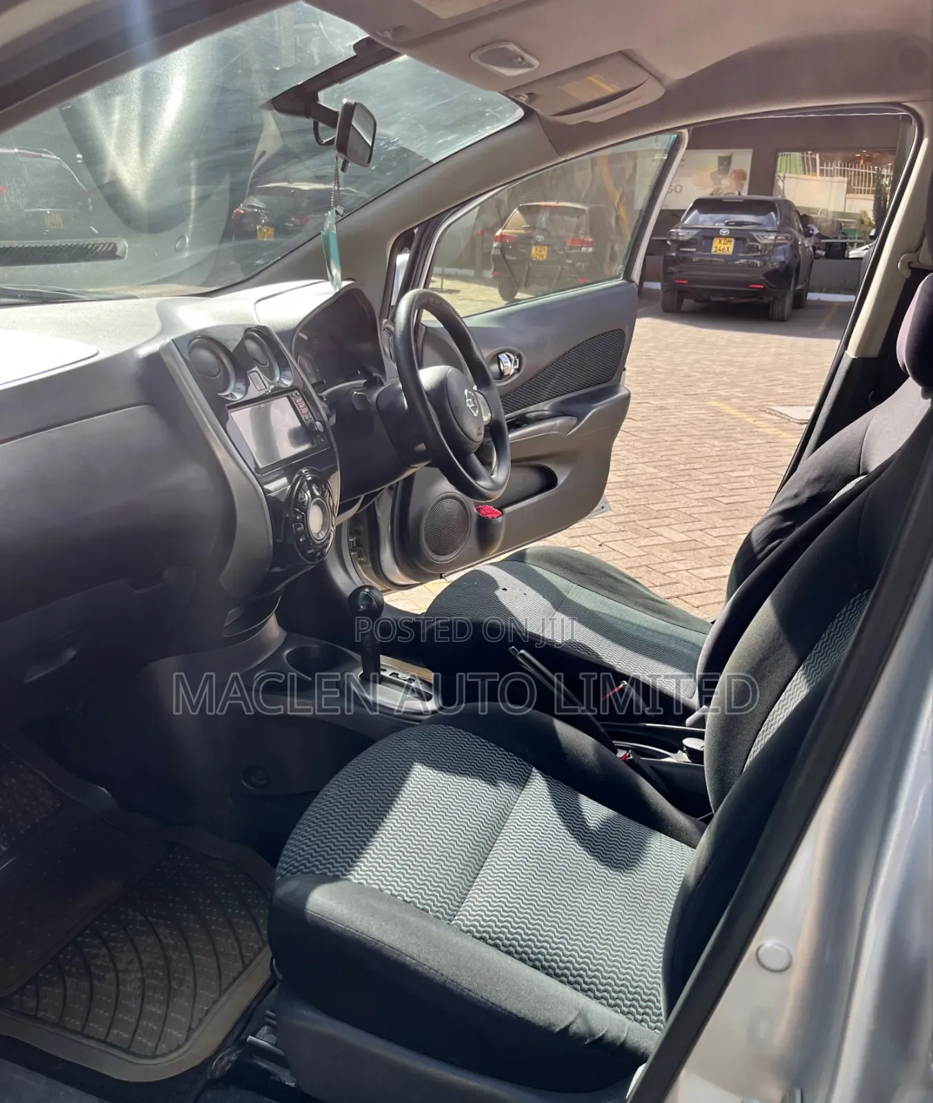 Nissan Note 2013 Silver