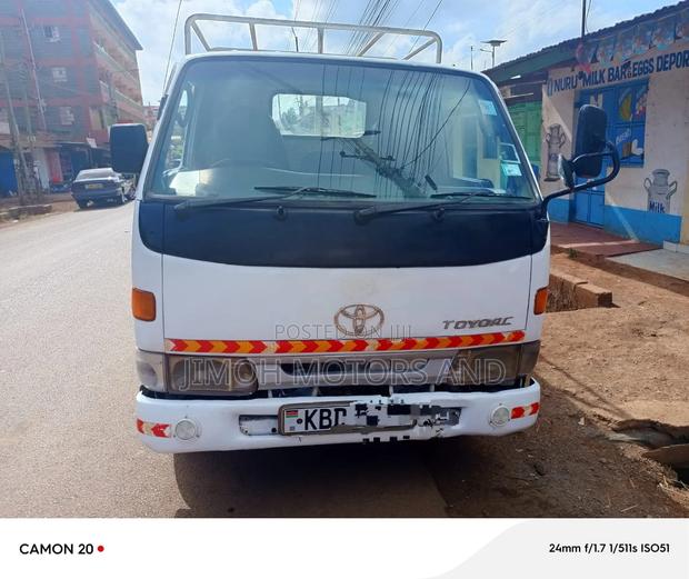 Toyota Dyna - thumbnail 5