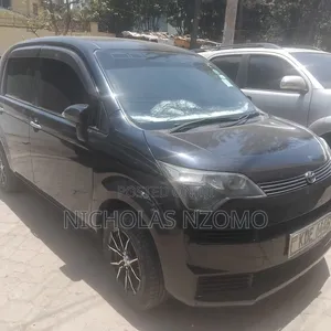 Toyota Spade 2015 Black