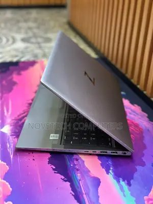 Laptop HP ZBook Firefly 15 G7 16GB Intel Core i7 SSD 512GB