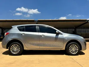 Mazda Axela 2011 Silver