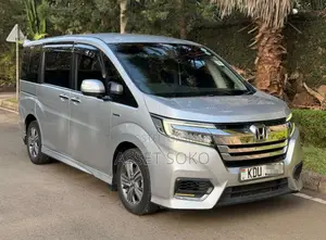 Honda Stepwgn 2018 Silver