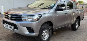 Toyota Hilux 2019 Gray