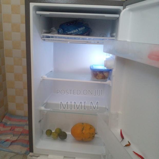 Hisense Fridge 90Ltrs - thumbnail 3
