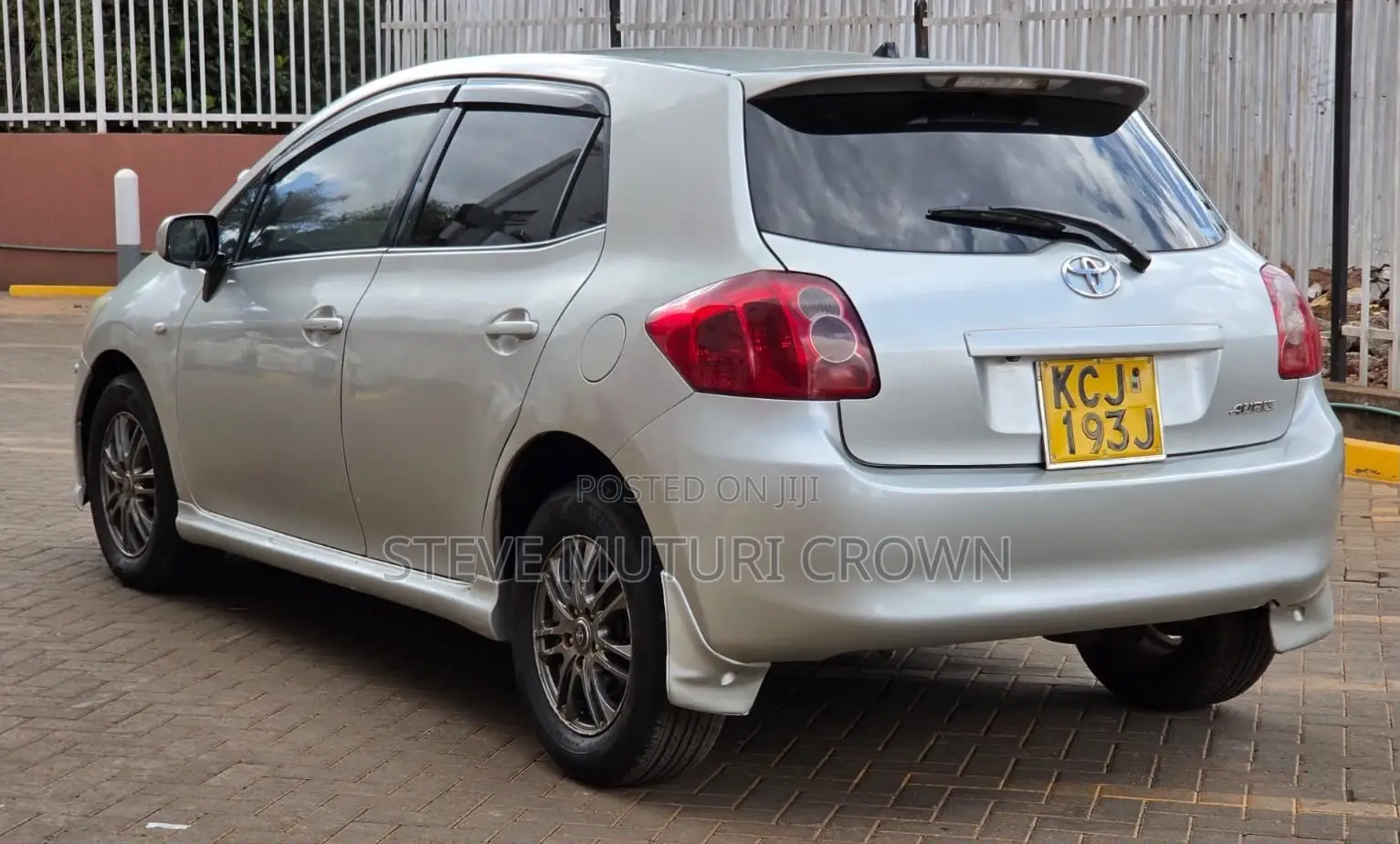 Toyota Auris 2009 Silver