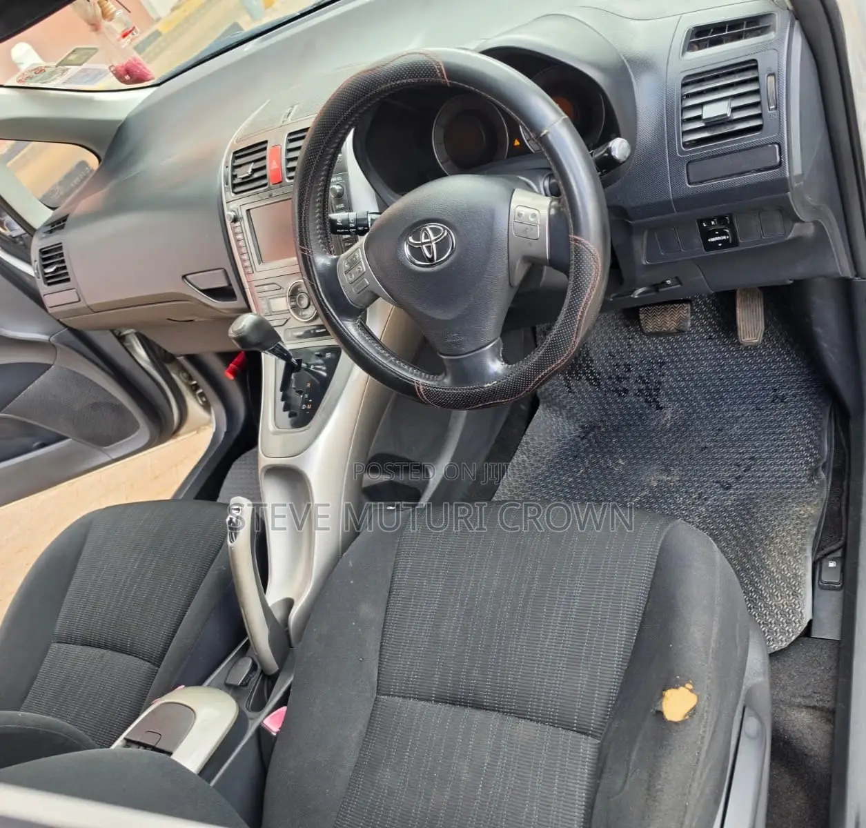 Toyota Auris 2009 Silver