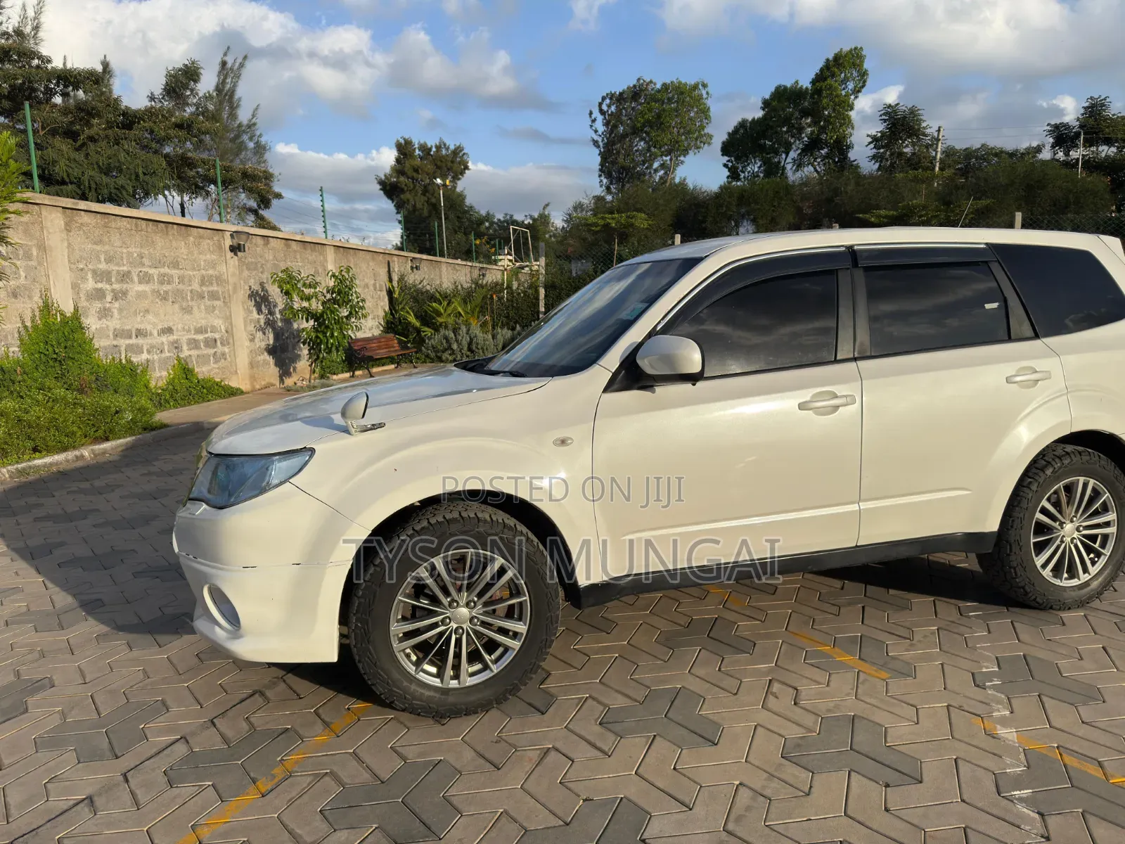 Subaru Forester 2011 White