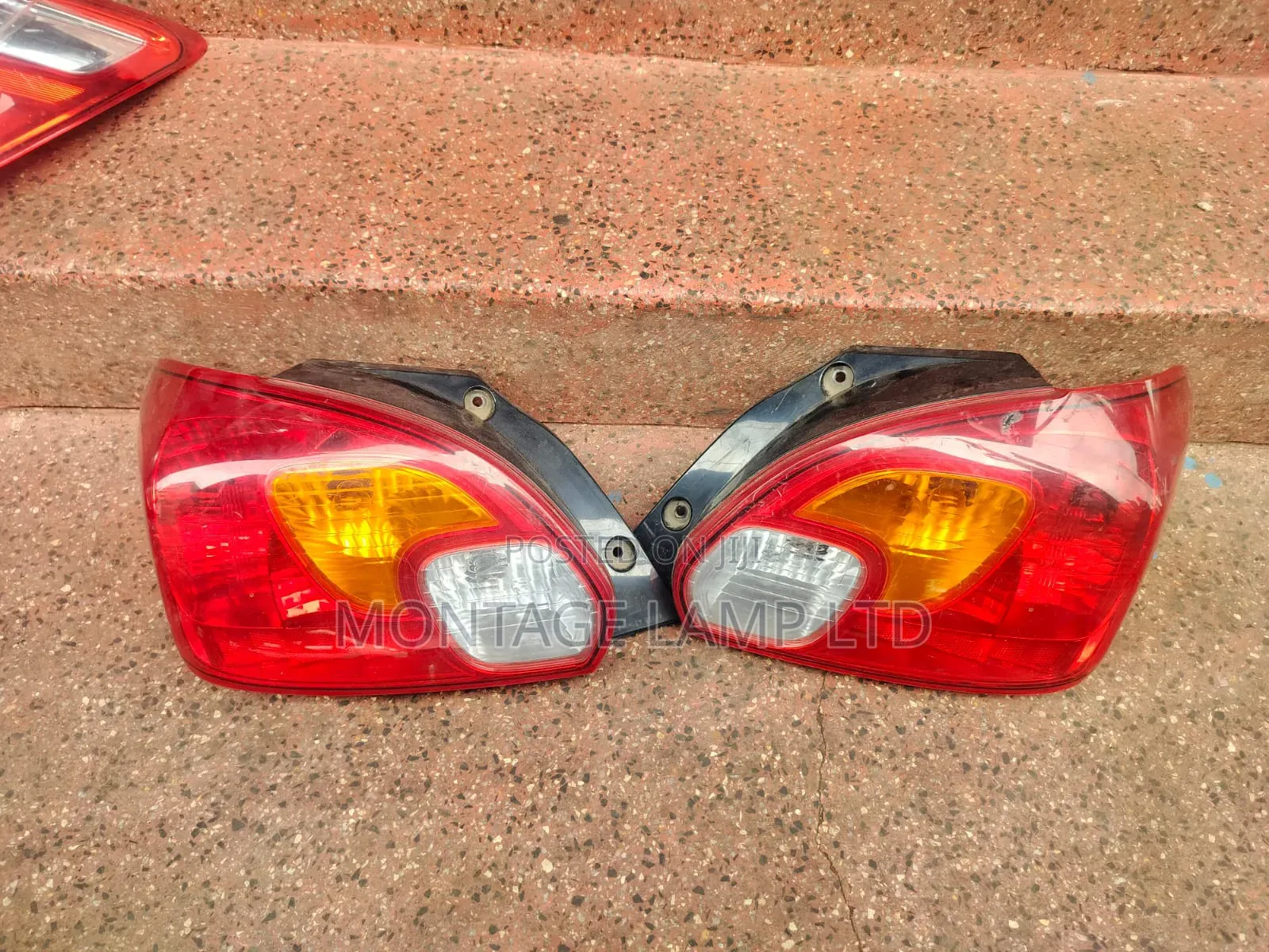 Mistrubish Mirage 2005 Tail Light