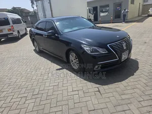 Toyota Crown 2014 Black