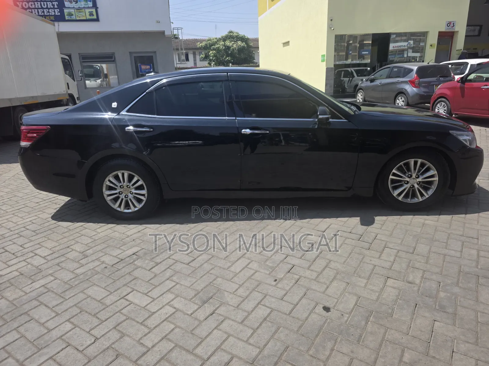 Toyota Crown 2014 Black