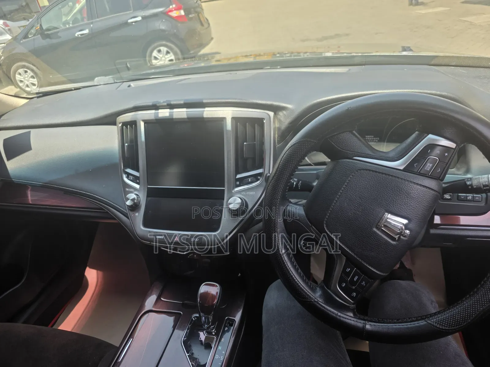 Toyota Crown 2014 Black