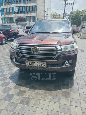 Toyota Land Cruiser 2016 Maroon