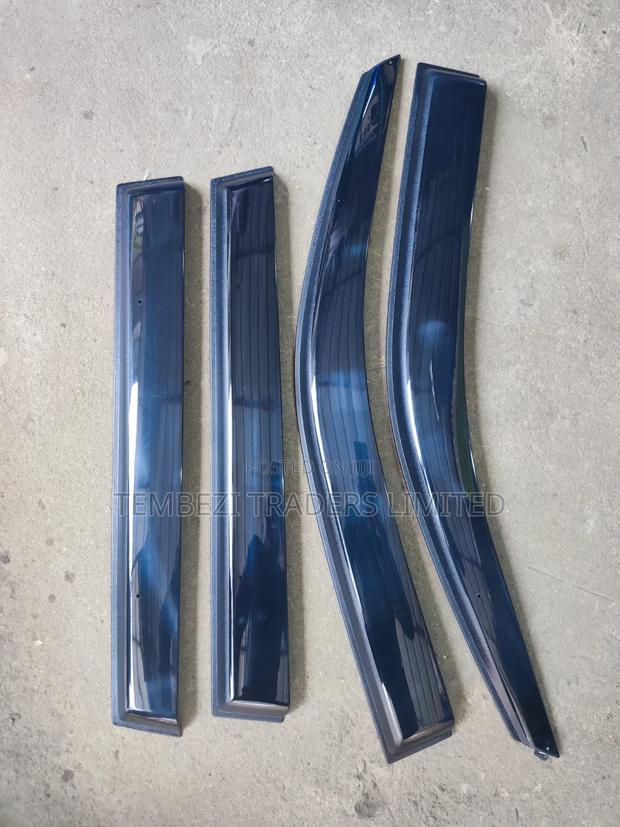 Original Windbreakers Nissan X-Trail T30 PCS - main view