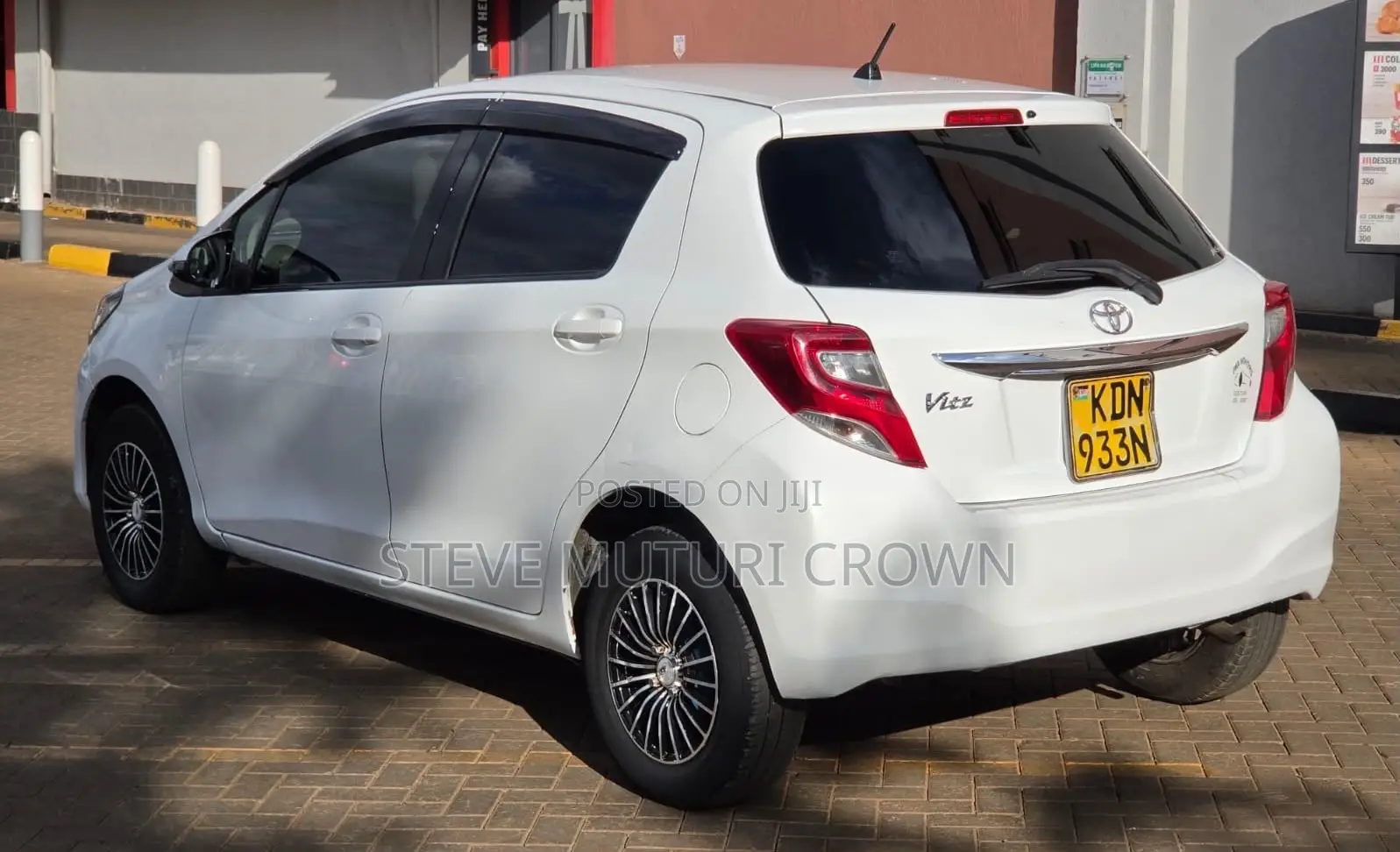 Toyota Vitz 2016 White